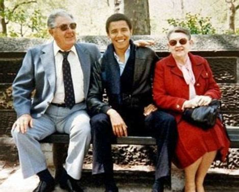 Barack Obama Family: Mother, Father, Sister, Wife, Daughters ...