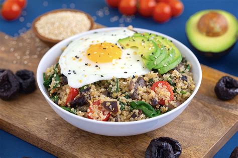 Minute Savory Breakfast Quinoa Bowl Mind Over Munch