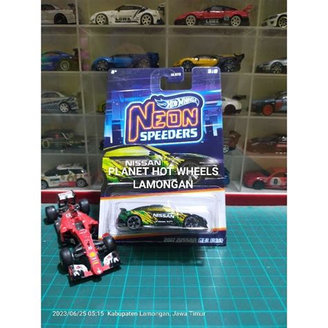 Hot Wheels Neon Speeders Nissan Gtr R Shopee Malaysia