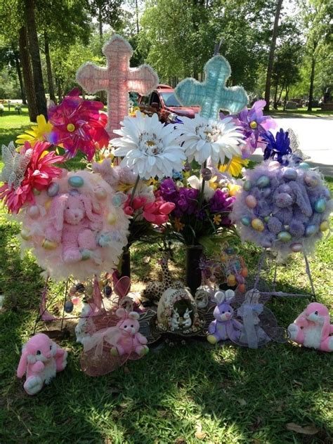 17 Best Images About Grave Saddles Blankets And Wreaths On Pinterestfloral Arrangements