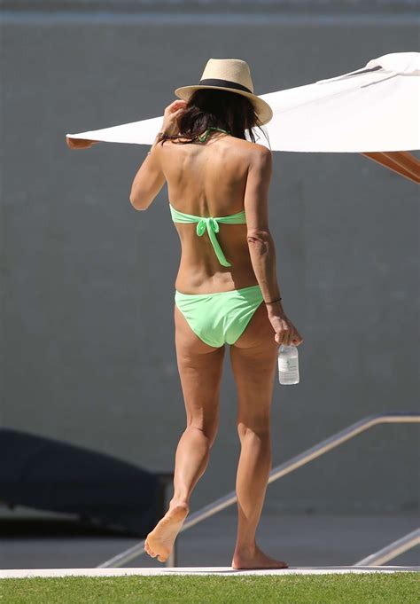 Bethenny Frankel In Neon Yellow Bikini 2018 14 GotCeleb