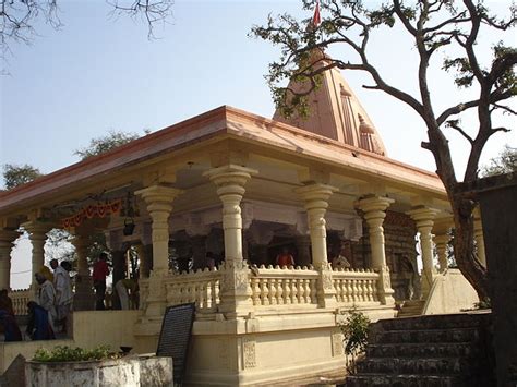 Kaal Bhairav Temple Of Ujjain Shrine With The Weird Tradition Of