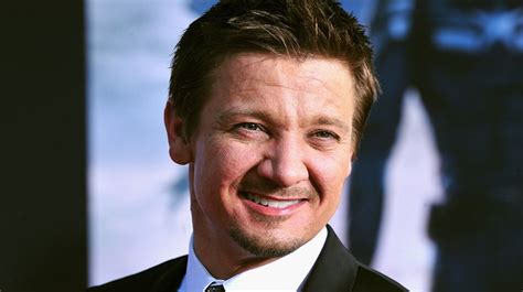 Jeremy Renners Recovery Hailed As A Miracle By Avengers Co Star