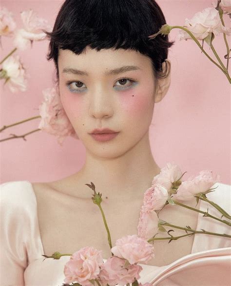 luYing liu photographed by jingyi lang 2023 メイク 撮影 美