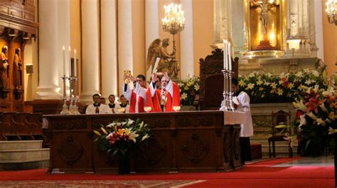 Tradicional Misa Y Te Deum Por Fiestas Patrias En Catedral De Arequipa