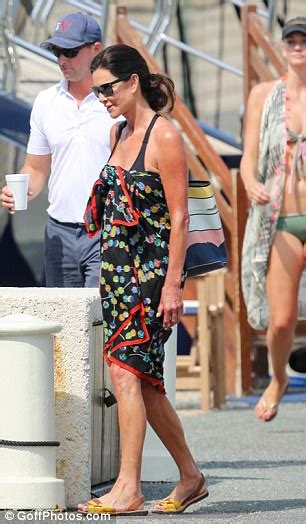 Janice Dickinson Relaxes On Honeymoon With Her New Husband Daily Mail Online