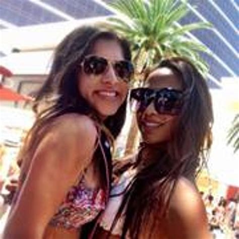 5 Hot Sexy Ashley Marroquin Bikini Pics