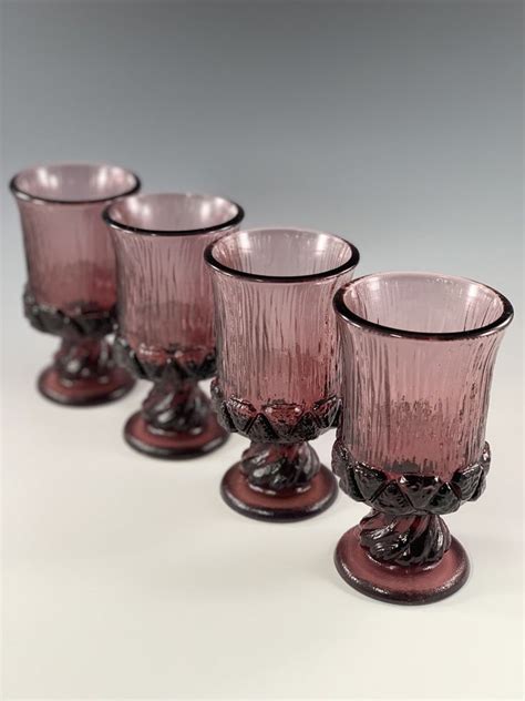 Fostoria Sorrento Wine Goblets In Plum Set Of 4 Etsy Wine Goblets Glass Trinket Box