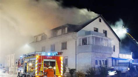 Millionen Schaden nach Feuer in Mehrfamilienhaus Baden Württemberg