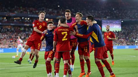 Spanien gewinnt Nations League Sieg im Elfmeterschießen gegen