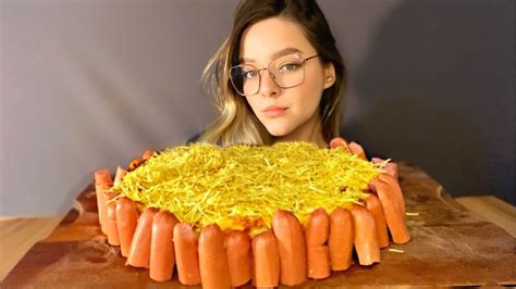 TORTA DE CACHORRO QUENTE PURÊ E MUITO QUEIJO MUKBANG BRASIL