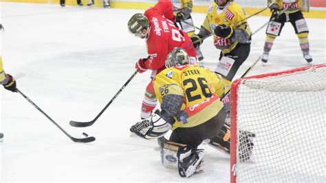 Bozen Sichert Sich Vierten Finaleinzug World Of Hockey Puckfans At