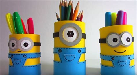 Basteln Jungs Schulalter Stiftehalter Minions Moosgummi Wackelaugen Diy