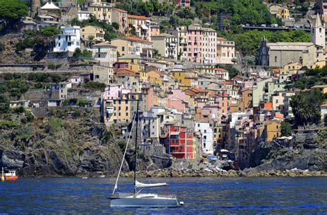 [Reviews] The BEST Cinque Terre Boat Tours for YOU! - Kevmrc