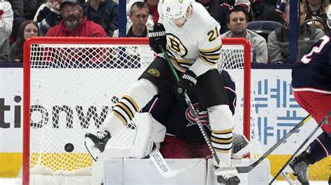 James van Riemsdyk has a goal, 2 assists to lead Bruins over Blue ...