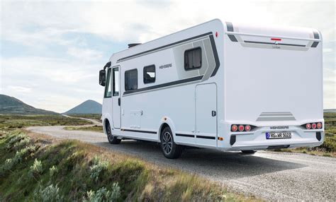 Vollintegriertes Wohnmobil Mieten In Kempen Roadfans