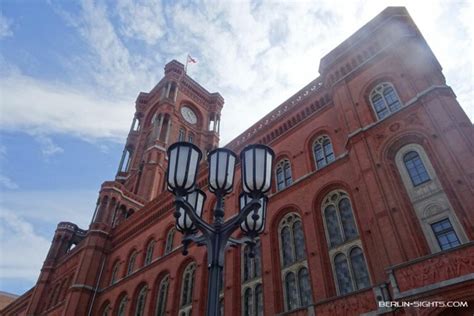 Rote Rathaus Berlin Sehensw Rdigkeiten Tickets Touren