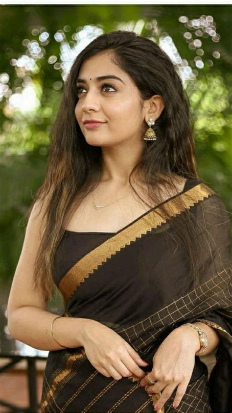 Athmika South Actress In Traditional Attire South Actress Katrina Kaif Hot Pics Most