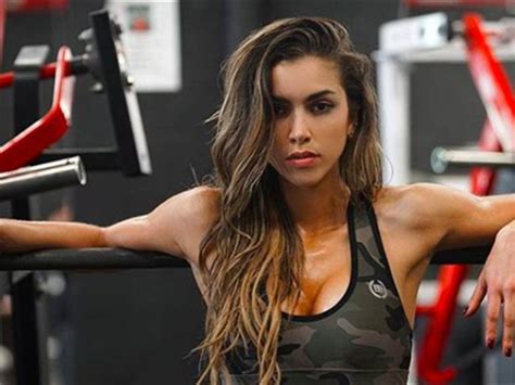 Anllela Sagra La Colombiana Amante Del Boxeo