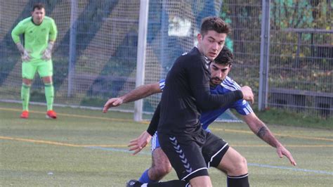 LL Südost Schwaig verzweifelt an ASV Keeper Korbinian Dietrich