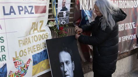 Homenaje A Navalni En Madrid Y La Medalla De Bronce De Ana Peleteiro