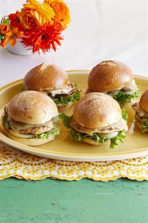 Best Grilled Chicken Sliders Recipe How To Make Grilled Chicken Sliders