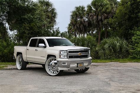 Chevrolet Silverado Forgiato Wheels World Installer Magazine Drive