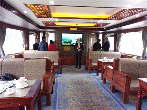 4 Star Luxury Li River Cruise From Guilin With Buffet Lunch