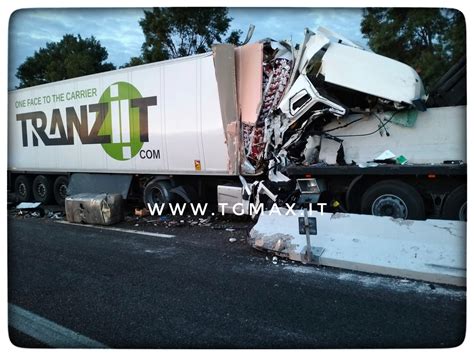 A14 Incidente Mortale Nella Notte Telemax