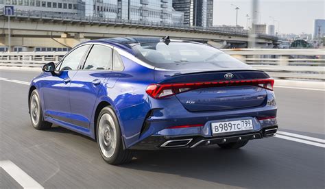 Kia K5: цены и версии для России — Авторевю