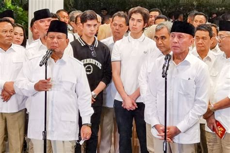 FOTO Prabowo Siap Tempur Di Pemilu 2024 Al Dan El Gabung Gerindra