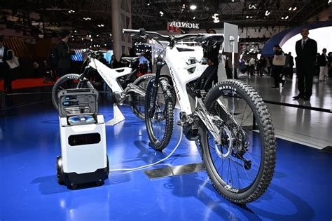 Honda eMTB Concept Shows Remote Charging System at Japan Mobility Show ...