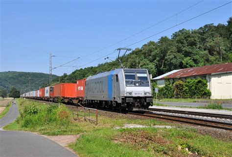 185 671 Railpool TXL mit Containern im Maintal Richtung Würzburg