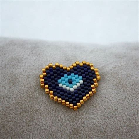 Pin de Lucia Vivas en Bisutería | Hacer pulseras bisuteria, Pulseras ...