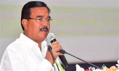 Congress Bjp Resorting To False Propaganda Says Niranjan Reddy