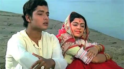 Bade Achchhe Lagte Hain - Balika Badhu 1976 - YouTube