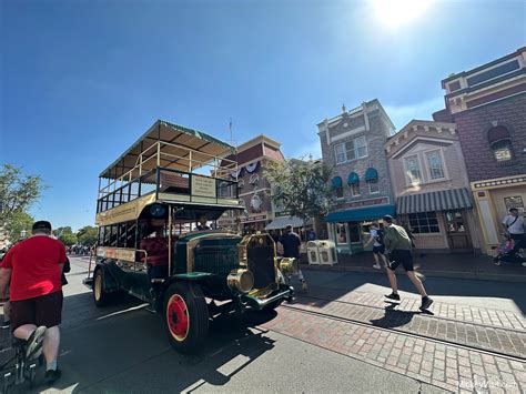 Disneyland In March Weather Events Hours