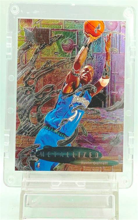 Vintage Fleer Metallized Kevin Garnett Card Minnesota