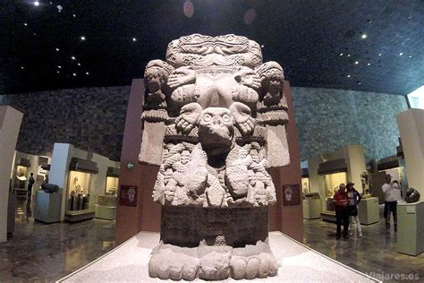 Piedra Del Sol O Calendario Azteca La Joya Del Museo Nacional De