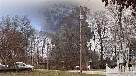 Ohio Train Derailment Caused Chemical Pollution Falling To Earth S