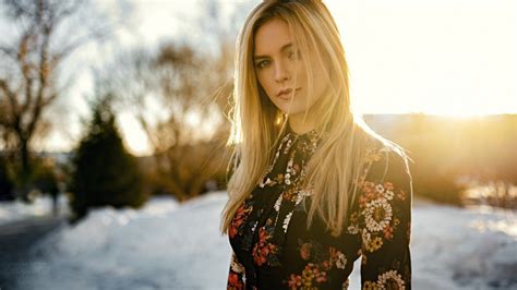 Blonde Depth Of Field Women Outdoors Ashley Booth Women Portrait