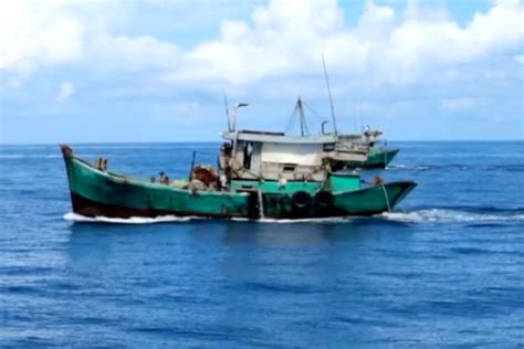 Dua Kapal Ikan Asal Vietnam Ditangkap Di Perairan Natuna Utara Antara