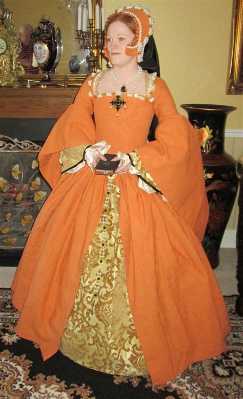 Historical Accuracy Reincarnated Tudor Costumes Elizabethan Fashion