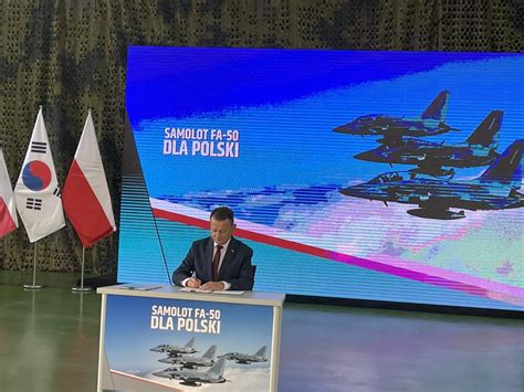 Poland Signs Contracts for FA-50 Aircraft. Korean Light Fighters for USD 3 billion | Defence24.com