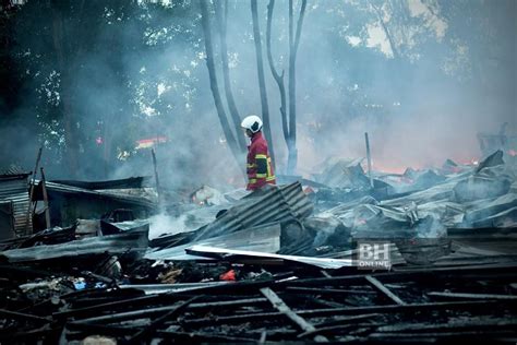 50 Rumah Pekerja Di Penampang Musnah Kes Berita Harian