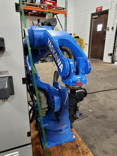 Used Yaskawa Motoman Ma Industrial Welding Robot With Motoweld