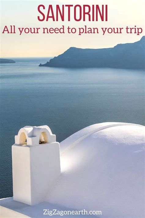 Santorini Travel Guide (by ZigZag Road Trips)