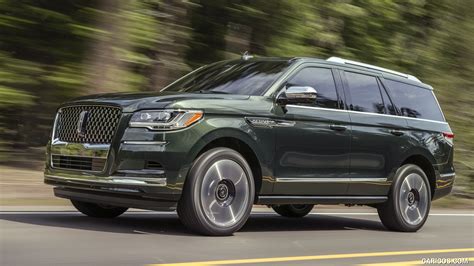 2022 Lincoln Navigator Black Label Central Park Color Manhattan Green