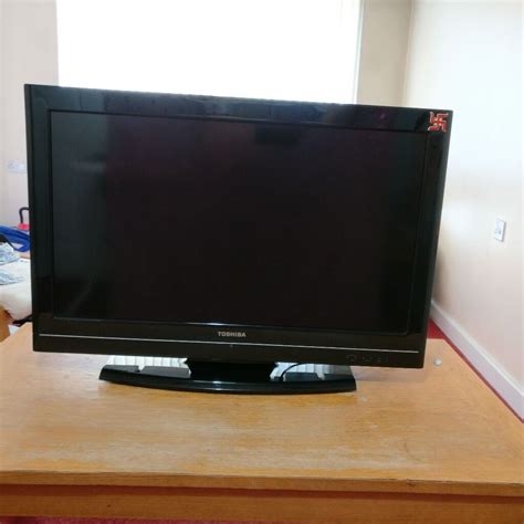 Toshiba 32 Inch LCD TV HD Ready With Freeview HDMI And USB