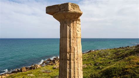 Calabria Archeologia In Tappe